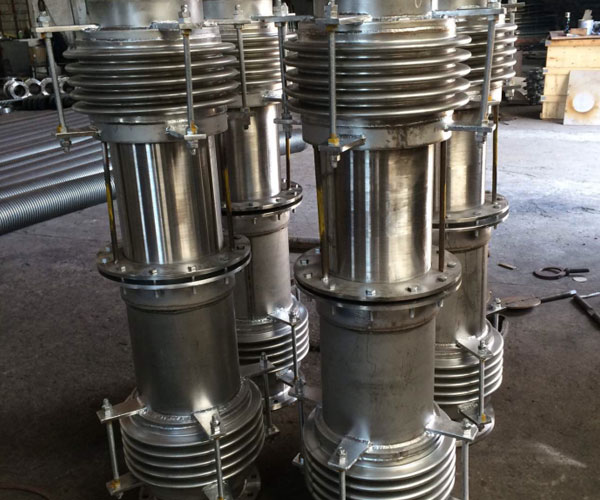 伸縮器車間展示